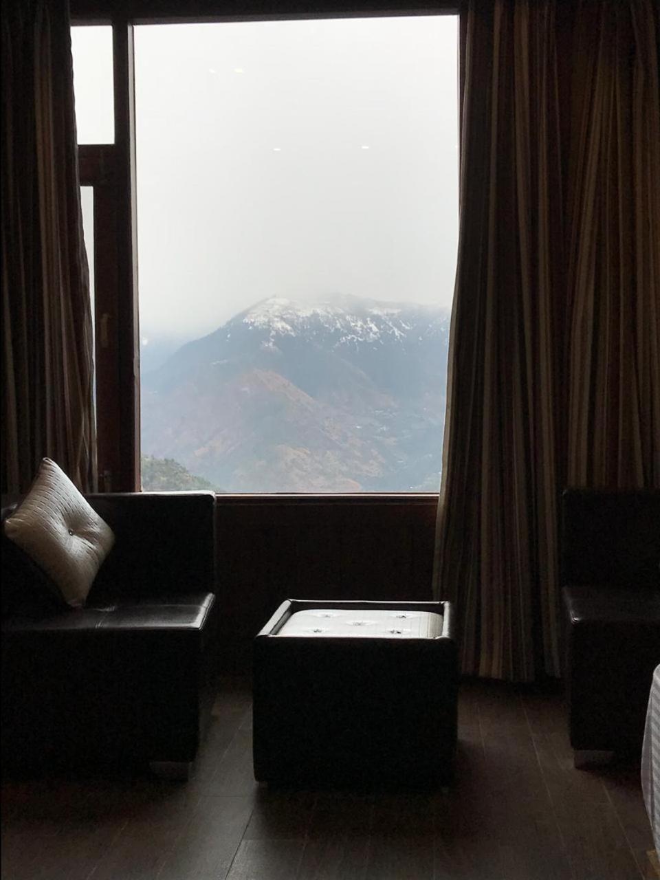 Ameera Hotel Shimla Exterior photo
